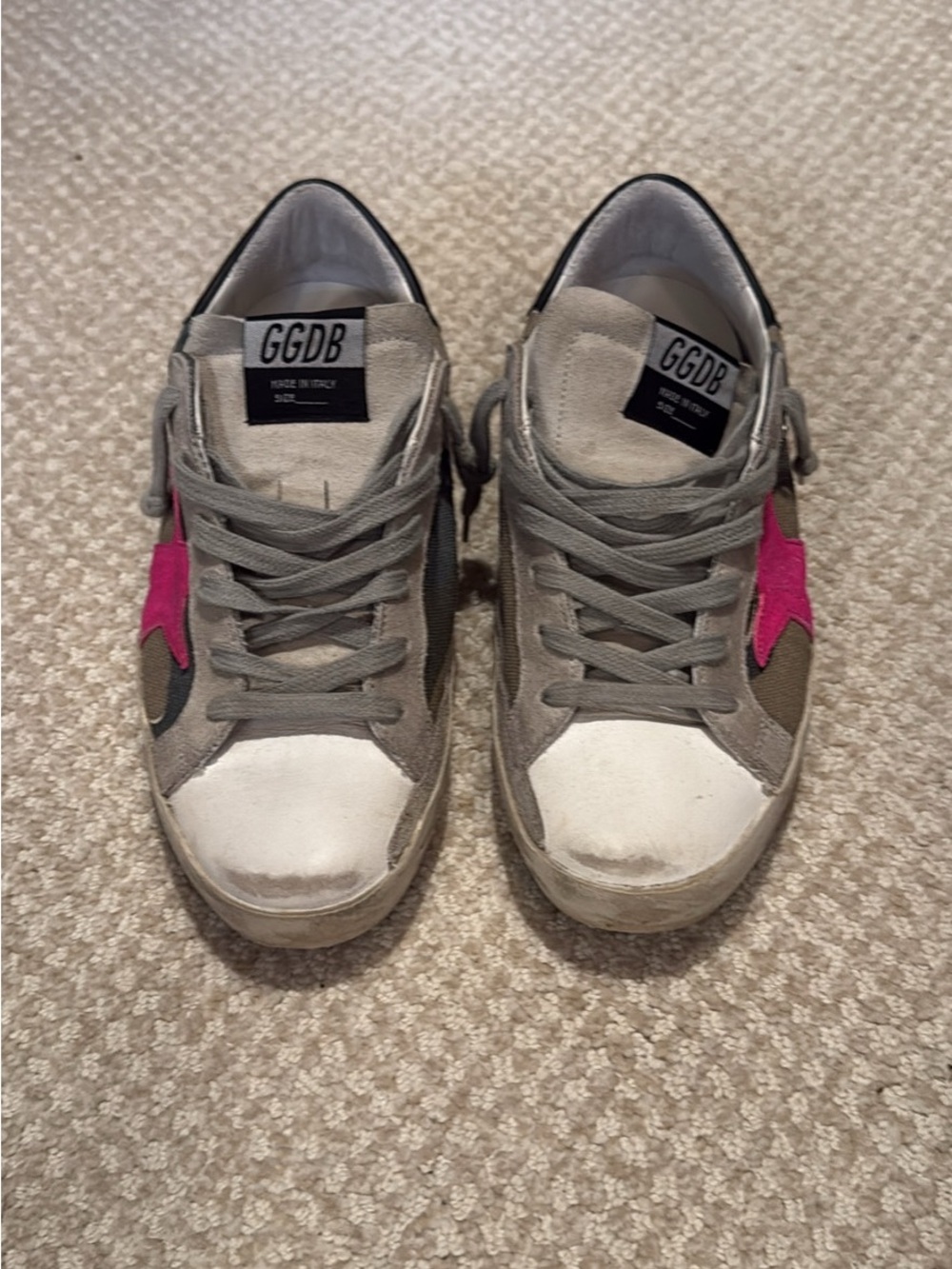 Golden Goose Superstar Camo with Hot Pink Star - Picture 2 of 4